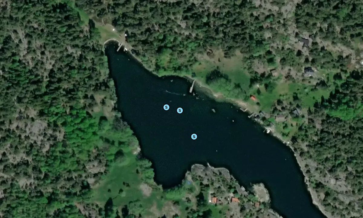 Satelite image of Eknö