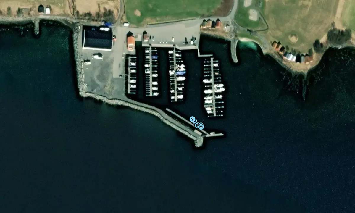 Satelite image of Elnesvågen Småbåtforening