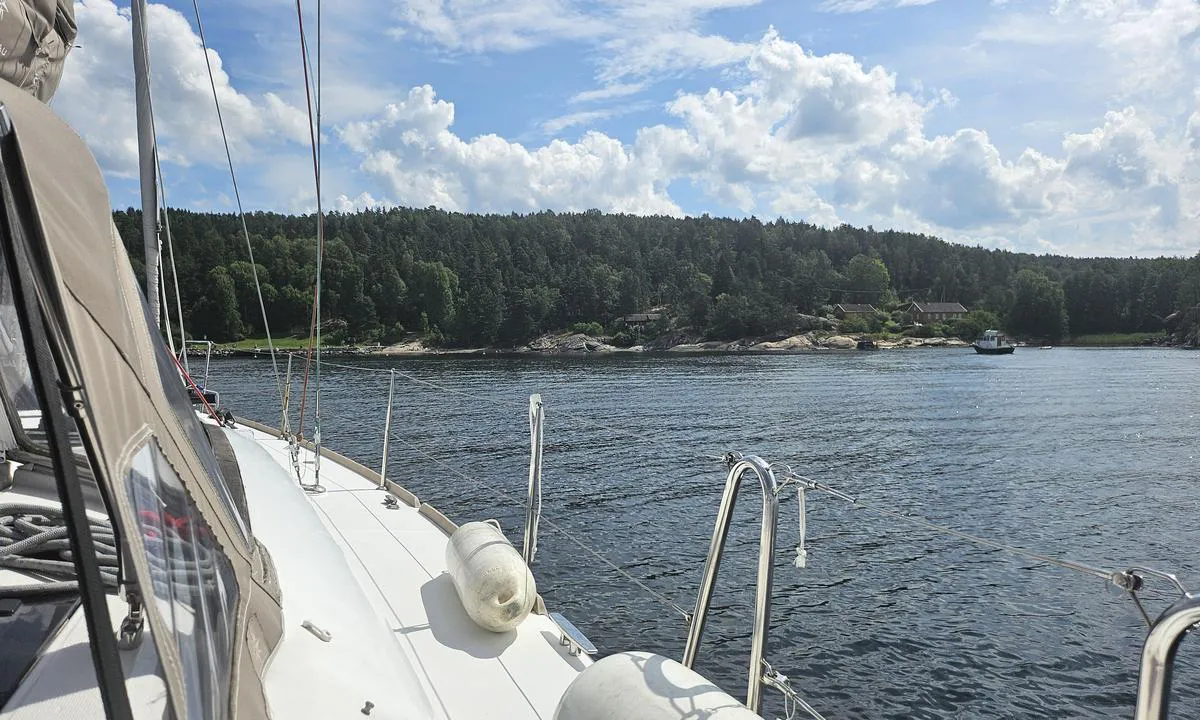 Emmerstadbukta: Mot sør