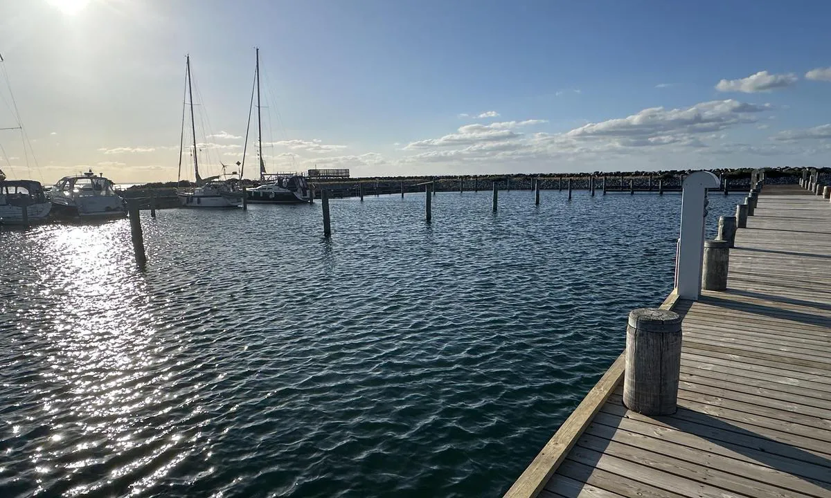 Endelave Havn