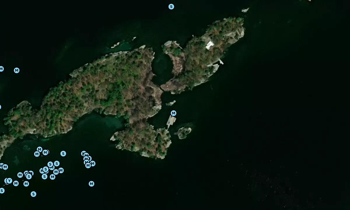 Satelite image of Endymion Island East (Parks Canada)