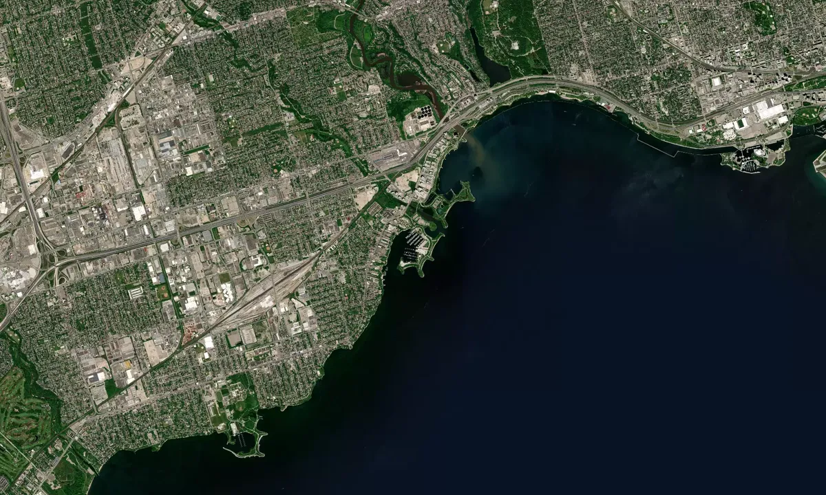 Flyfoto av Etobicoke Yacht Club (EYC)