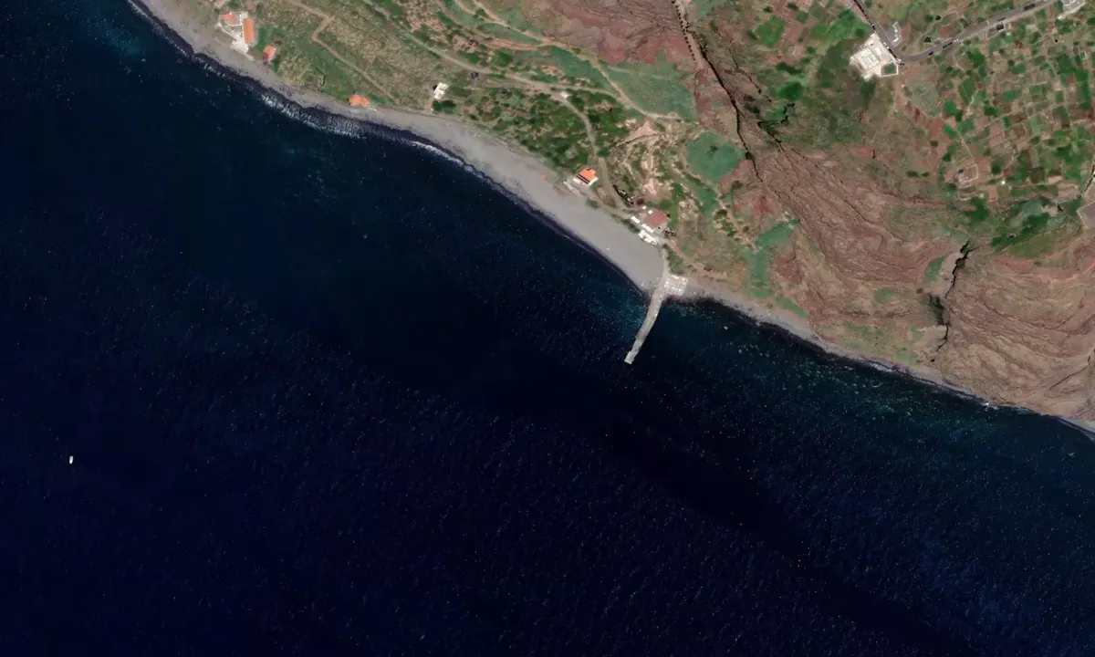 Satelite image of Fajã dos Padres