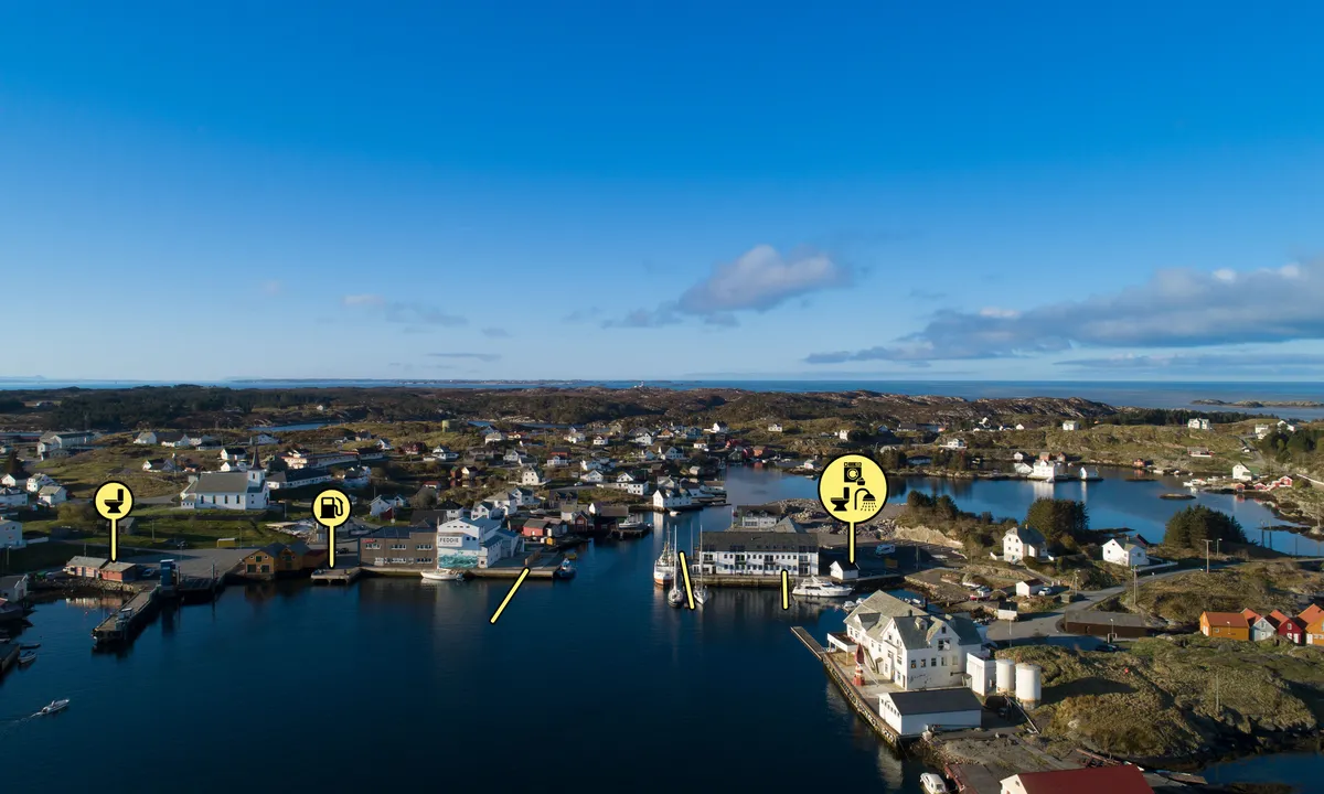 {"base": "no", "no": "Fedje havn en morgen i begynnelsen av Mai. Bildet er tatt med drone fra innl\u00f8pet til havnen. Gjestebryggen er omtrendt midt i bildet. Foto: Endre Markussen", "se": "Fedje hamn en morgon i b\u00f6rjan av maj. Bilden \u00e4r tagen med dr\u00f6nare fr\u00e5n inloppet till hamnen. G\u00e4stbryggan \u00e4r ungef\u00e4r mitt i bilden. Foto: Endre Markussen", "en": "Fedje harbor one morning in early May. The photo is taken with a drone from the entrance to the harbor. The guest pier is approximately in the middle of the picture. Photo: Endre Markussen", "da": "Fedje havn en morgen i begyndelsen af maj. Billedet er taget med drone fra indl\u00f8bet til havnen. G\u00e6stebroen er omtrent midt i billedet. Foto: Endre Markussen"}