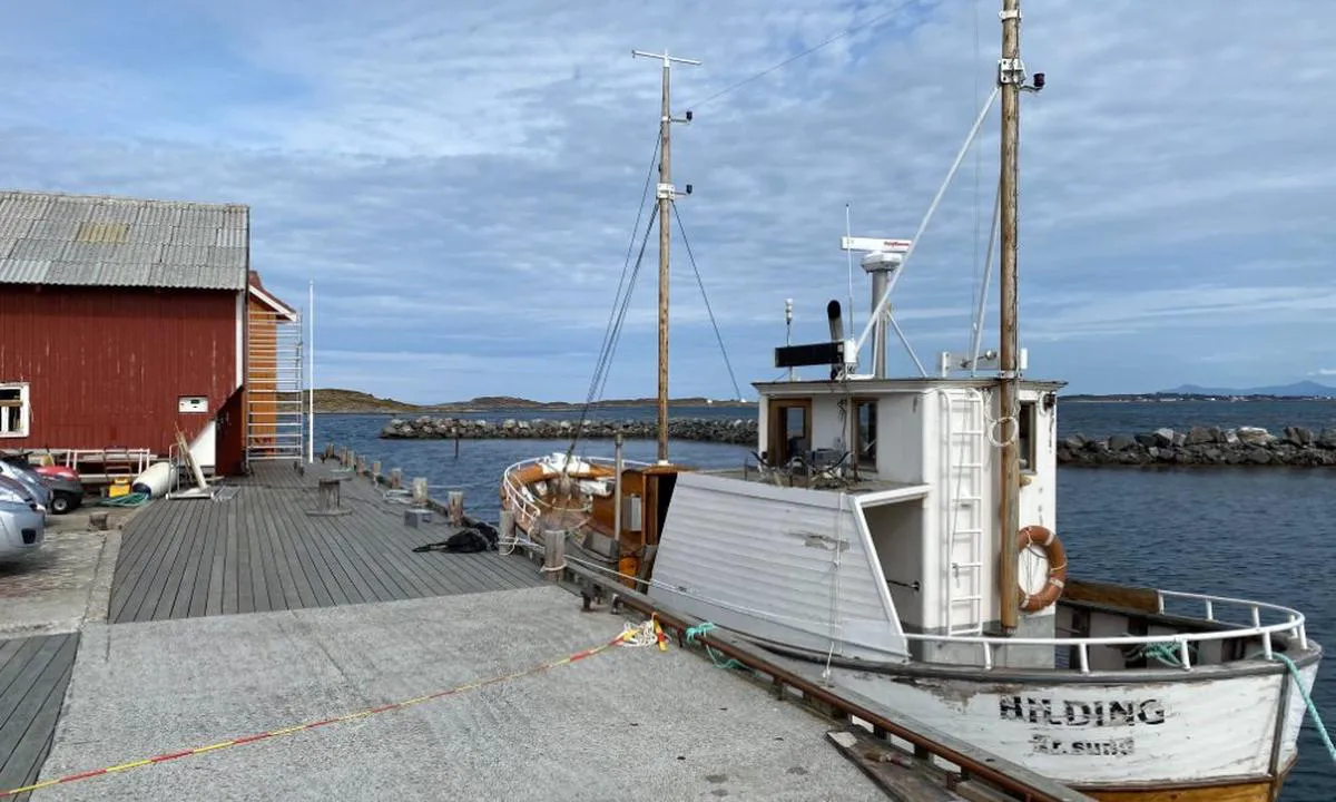 I bakgrunnen innseilingen til Finnøy. Foto: Per-Helge Berg