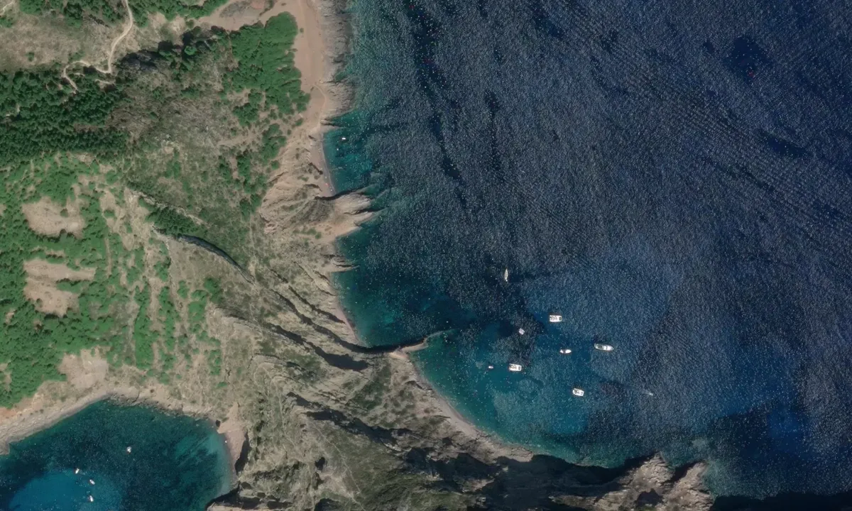 Flyfoto av Finocchio Marino