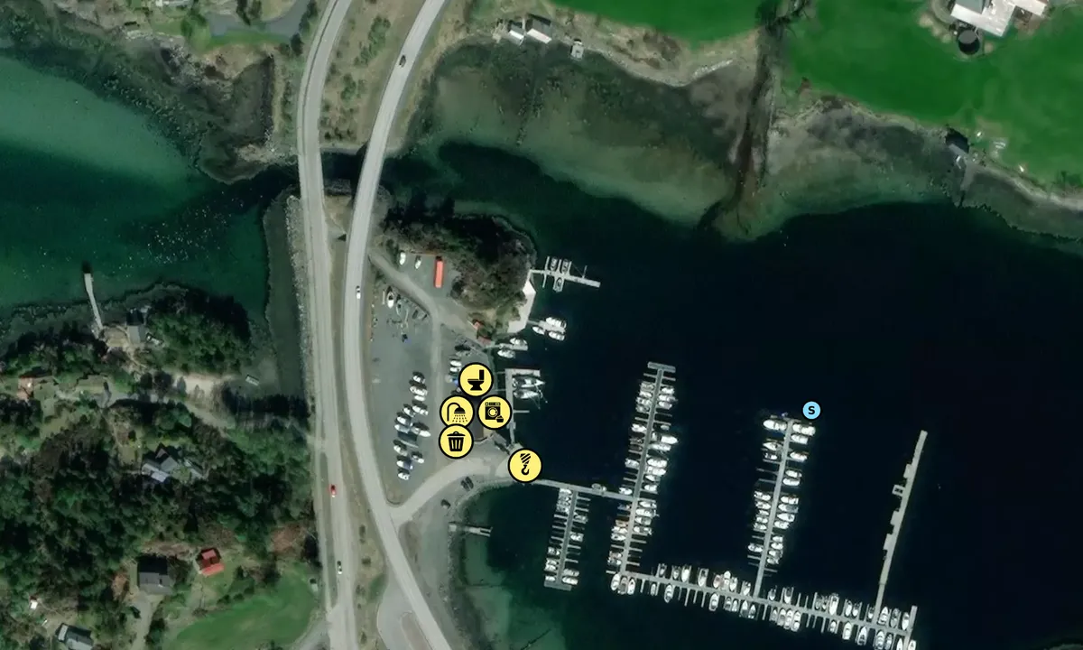 Satelite image of Flatset Småbåtlag