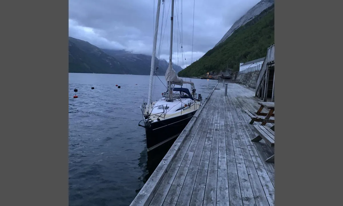 Flørli: Pass på dybden ved longside fortøyning