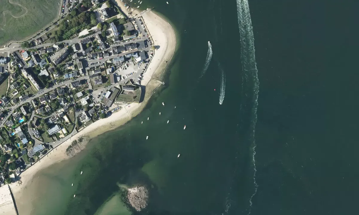 Flyfoto av Fort de Kernével