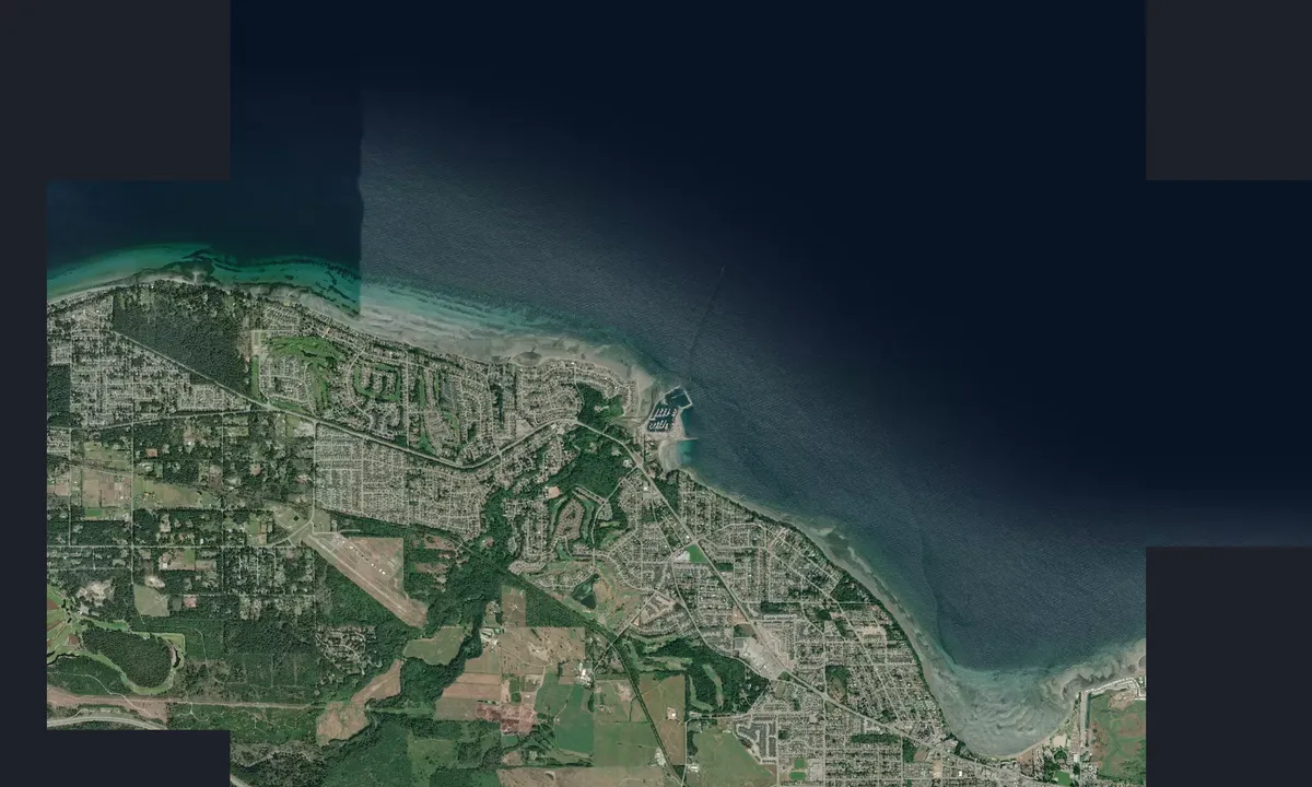 Flyfoto av French Creek Harbour Authority