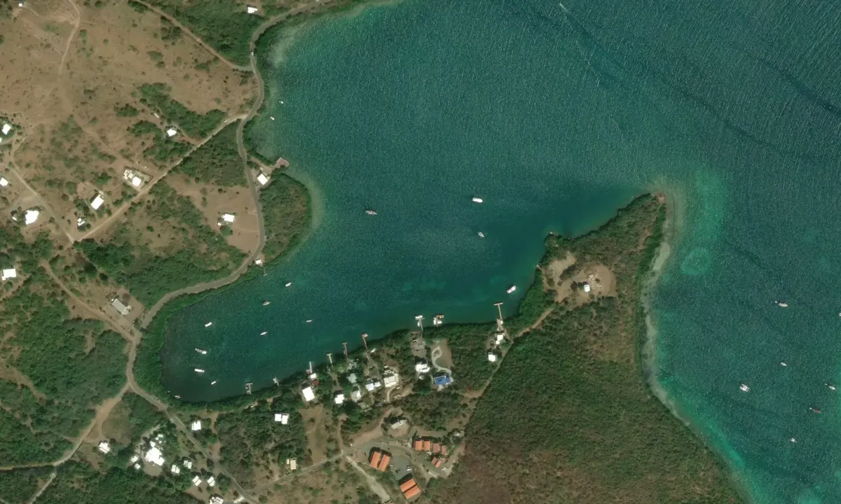 Flyfoto av Fulladosa Bay