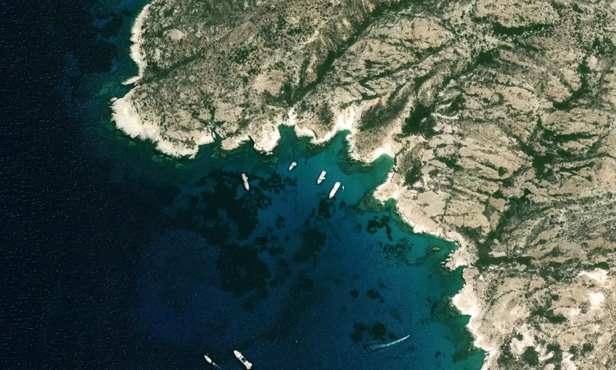 Flyfoto av Galazia nera