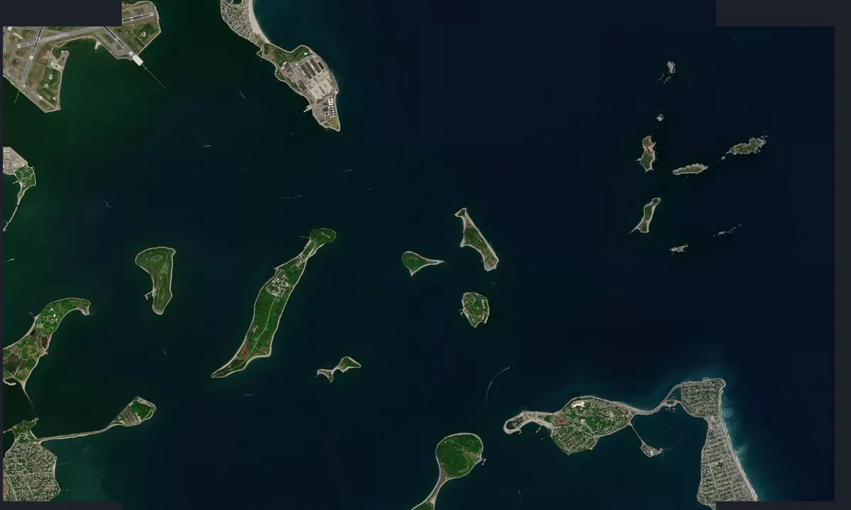 Flyfoto av Gallops Island