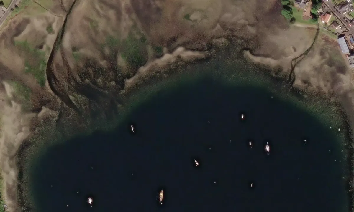 Satelite image of Garelochhead 
