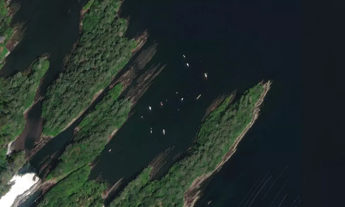 Flyfoto av Garinish Anchorage
