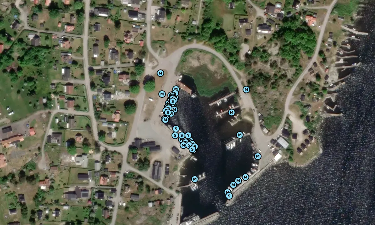 Satelite image of Garpahamnen
