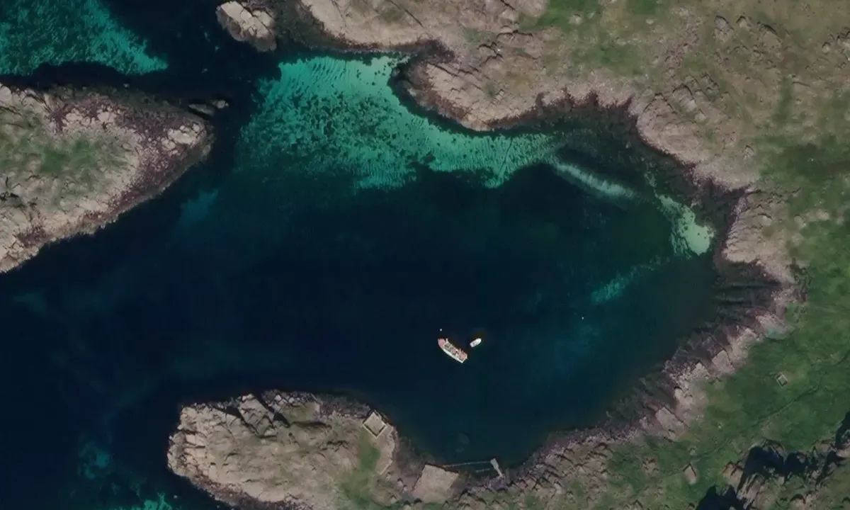 Satelite image of Gaukværøy