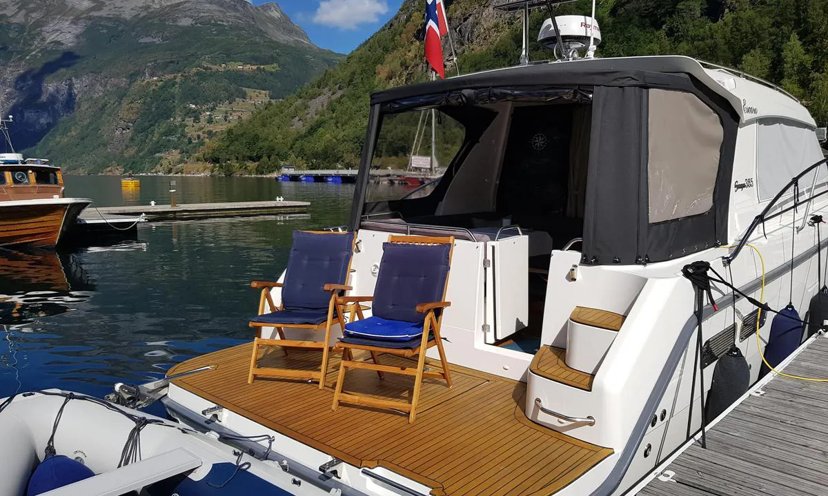 Geirangerfjorden Marina: Gjestebrygge