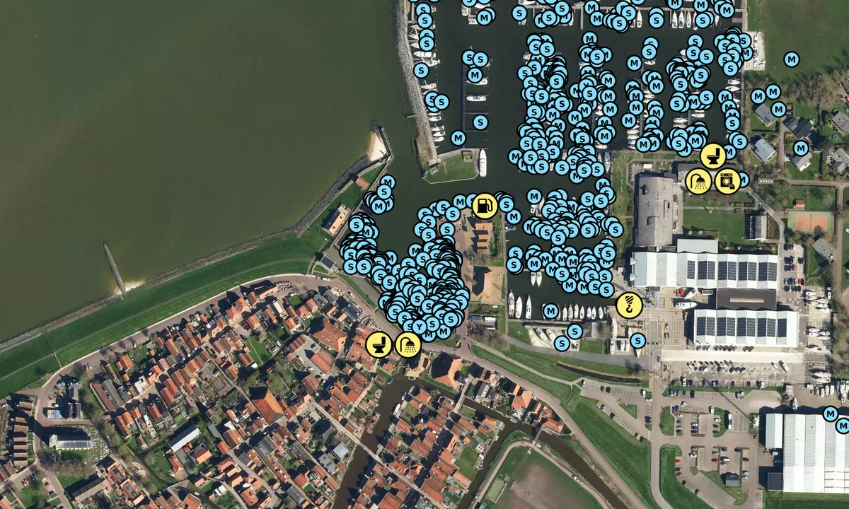 Satelite image of Gemeentehaven Hindeloopen
