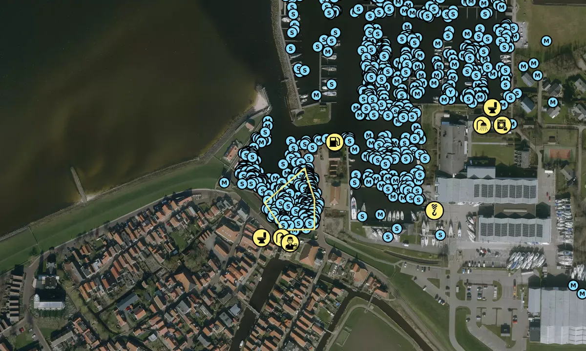 Satelite image of Gemeentehaven Hindeloopen (Hylper Haven)
