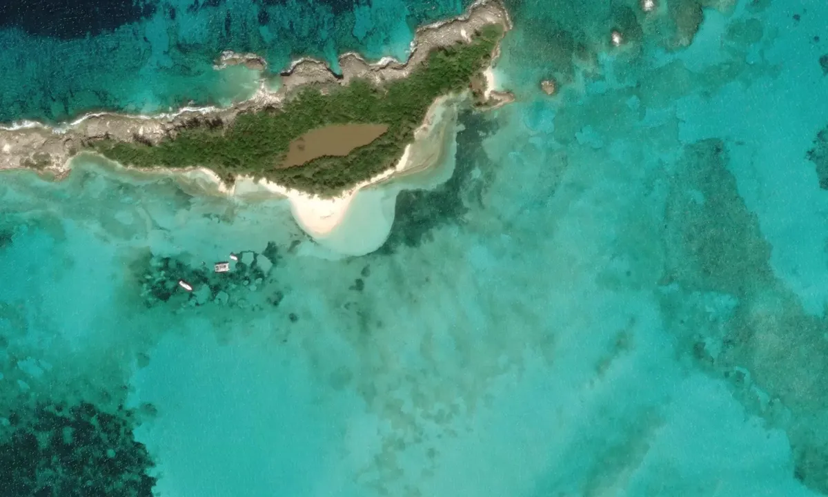 Flyfoto av Green Cay South