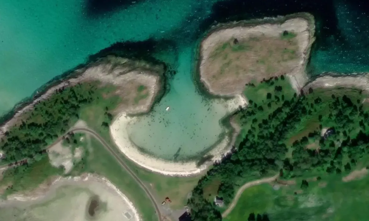 Satelite image of Gresholmen
