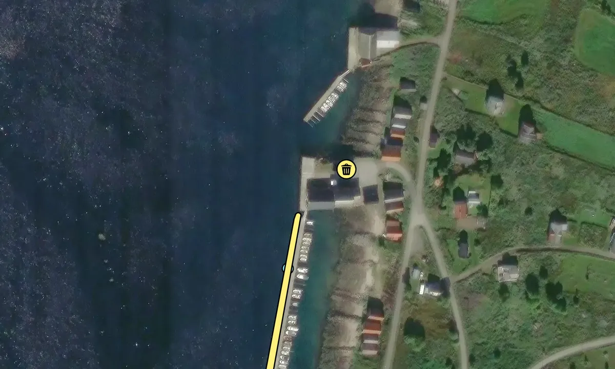 Satelite image of Grøtavær Båtforening