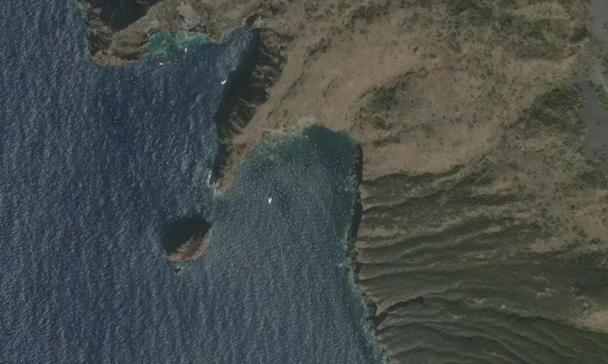 Flyfoto av Grotta del Cavallo