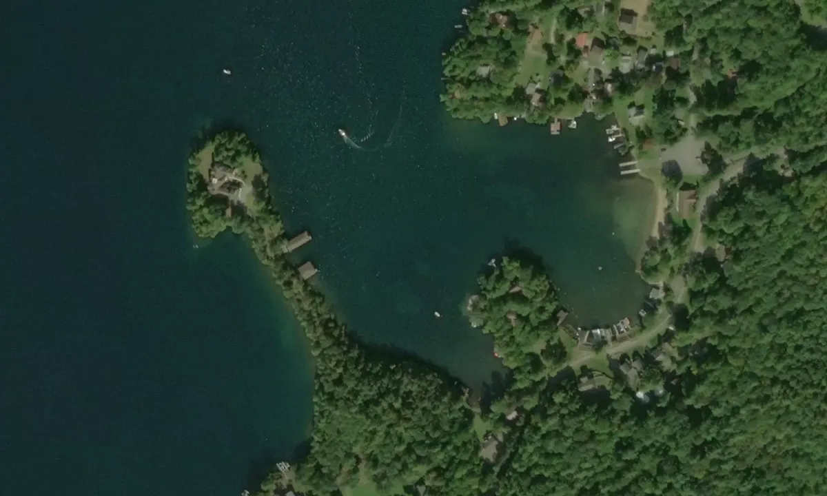 Satelite image of Gull Bay - Putnam Station