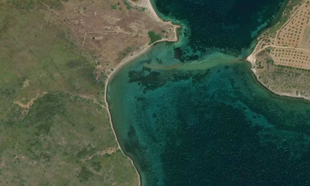 Satelite image of Gümüs Koyu North