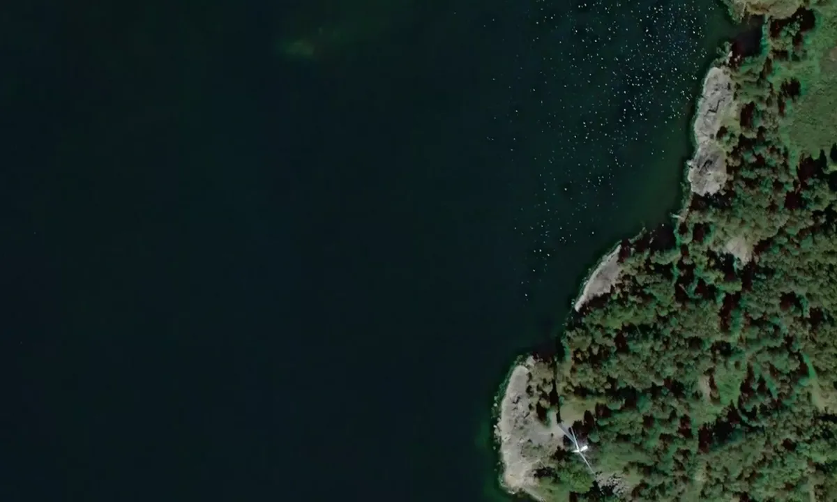 Satelite image of Gunnön