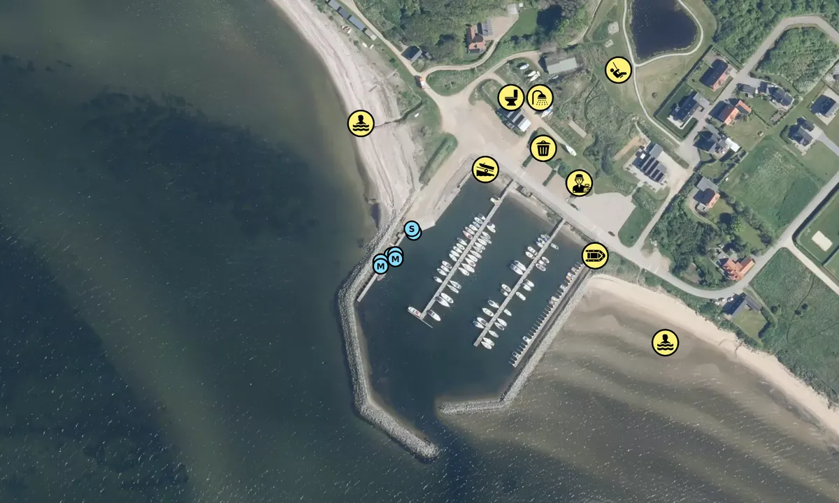Satelite image of Gyldendal Lystbådehavn