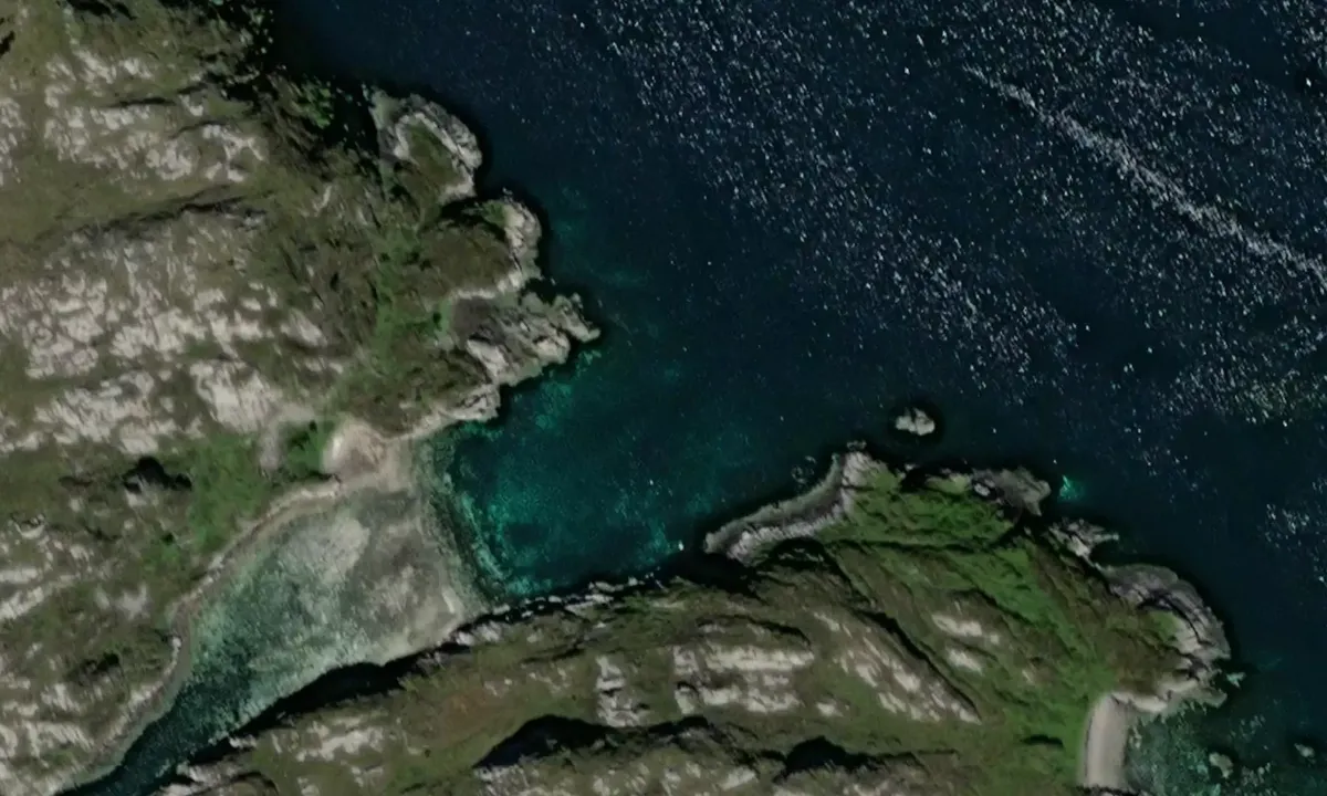 Satelite image of Hallarøya
