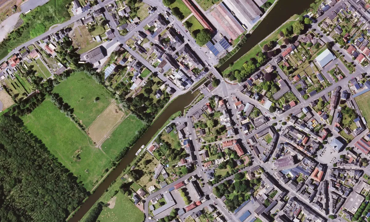 Flyfoto av Halte De Landrecies