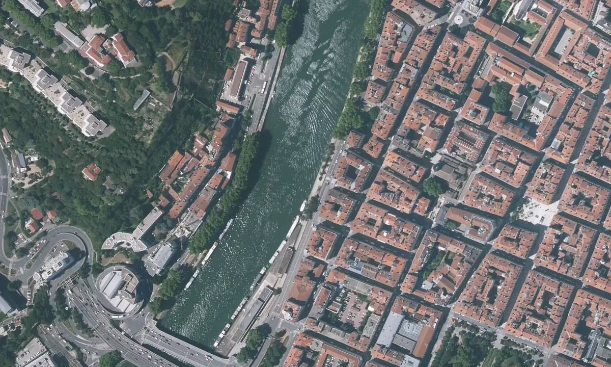 Flyfoto av Halte de Lyon (Free Dock)