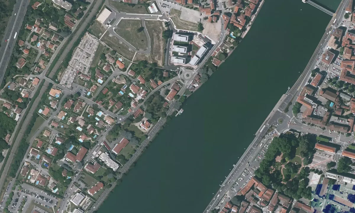 Flyfoto av Halte fluival vienne west