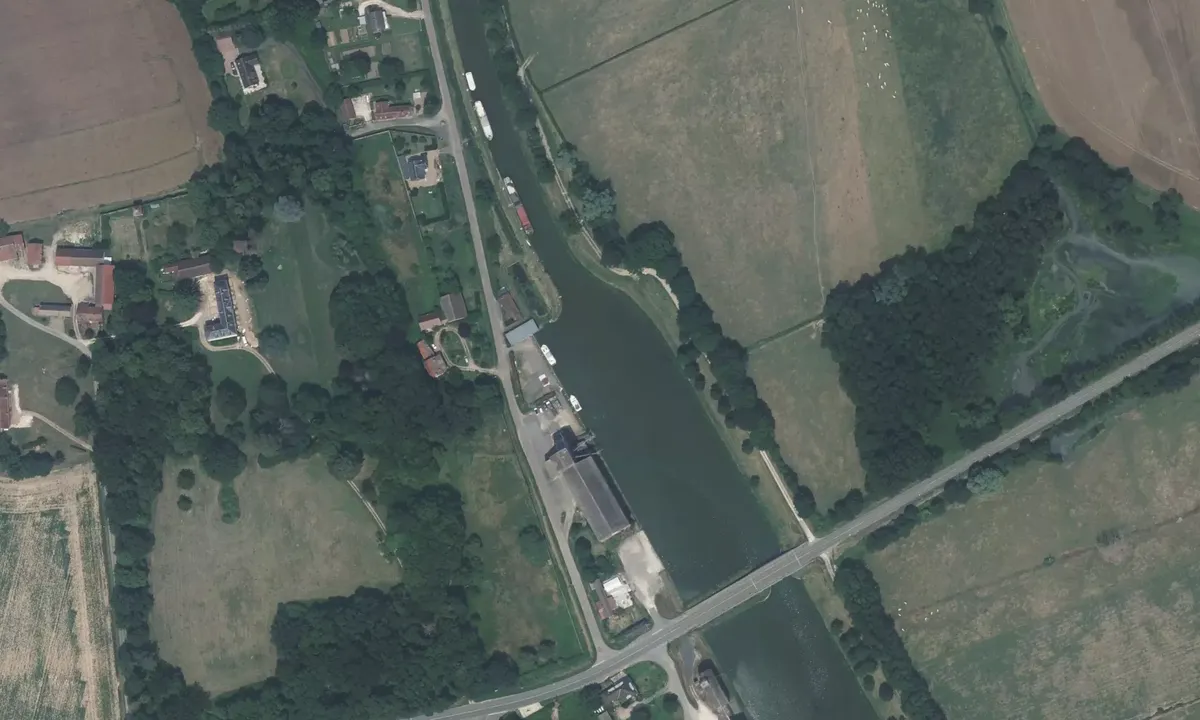 Satelite image of Halte La Chapelle
