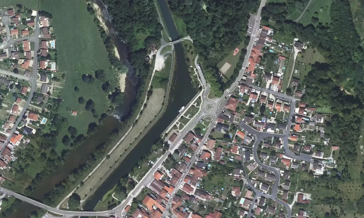 Satelite image of Halte Nautique Chamouilley