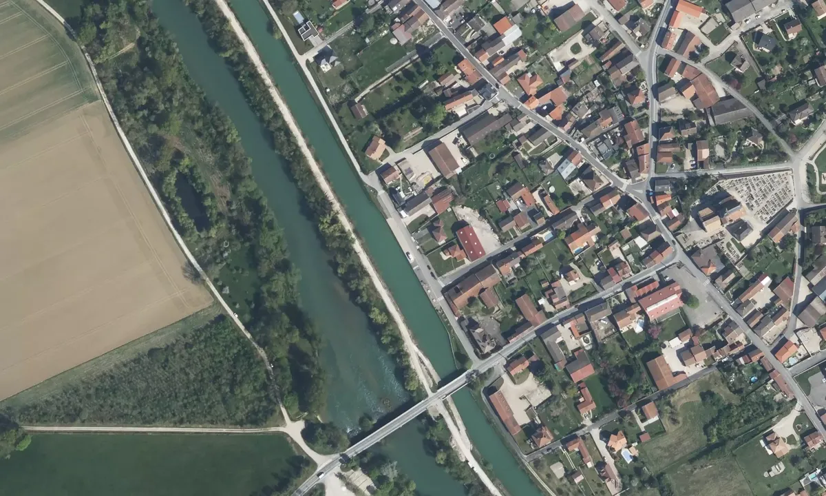Satelite image of Halte Nautique Pogny
