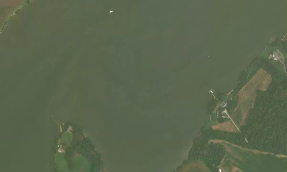 Flyfoto av Harris Creek (NE of Little Neck Pt)