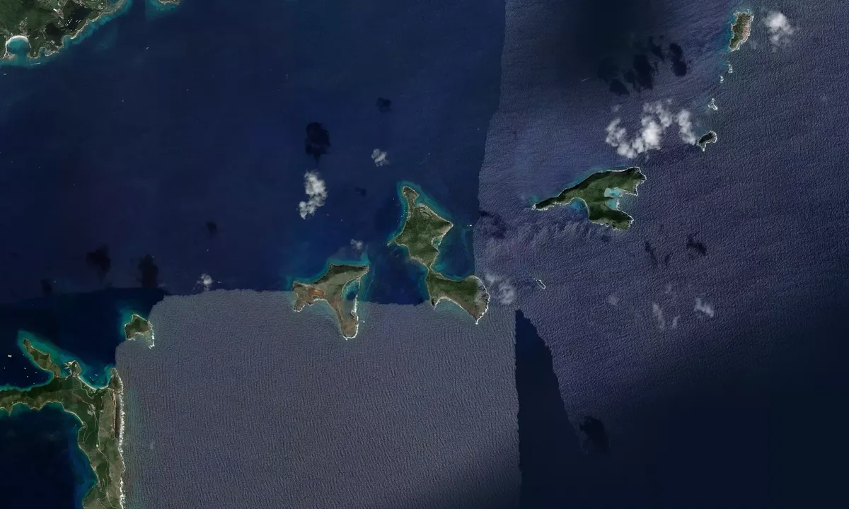 Flyfoto av Haulover Bay