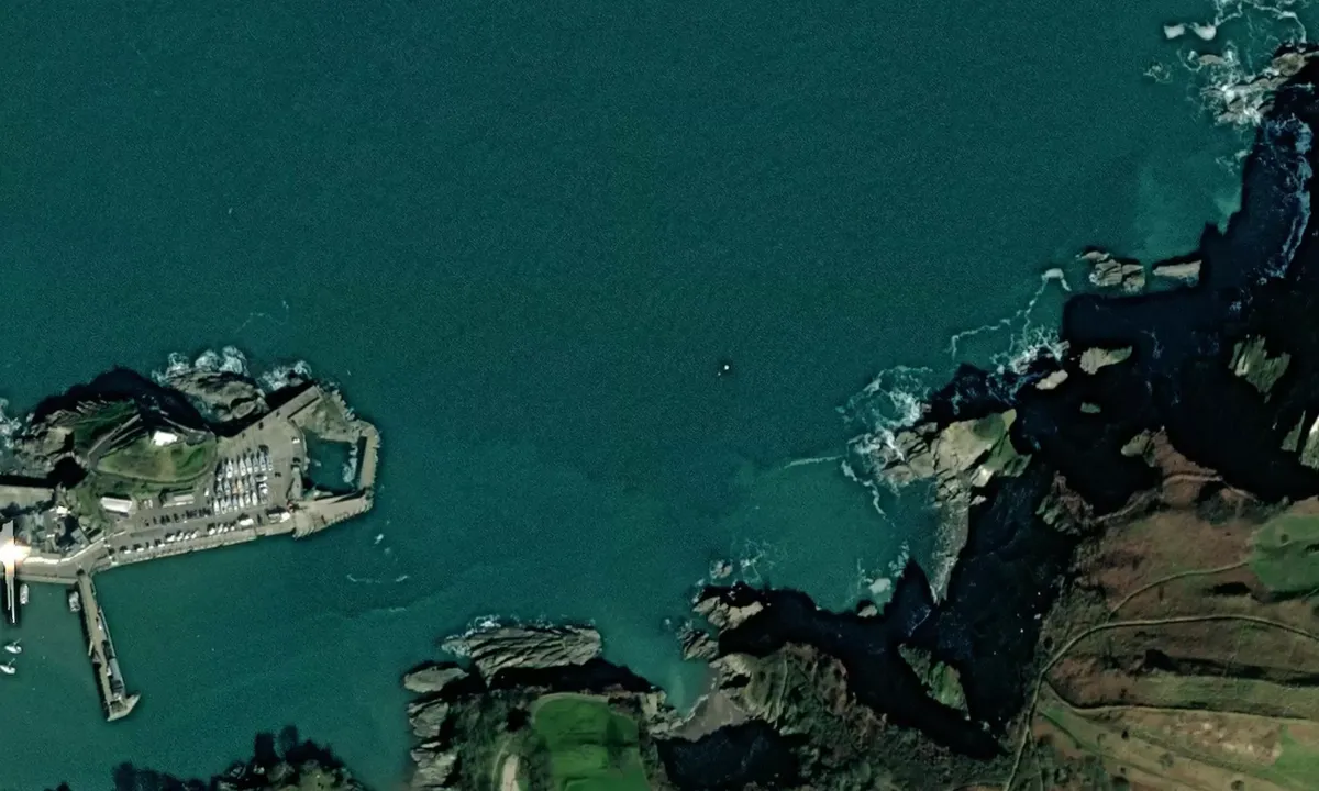 Flyfoto av Hele Bay