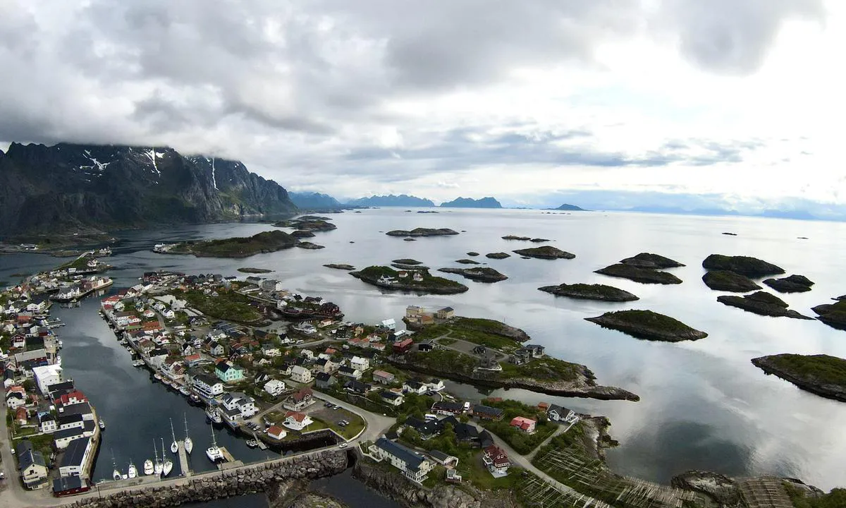 Henningsvær