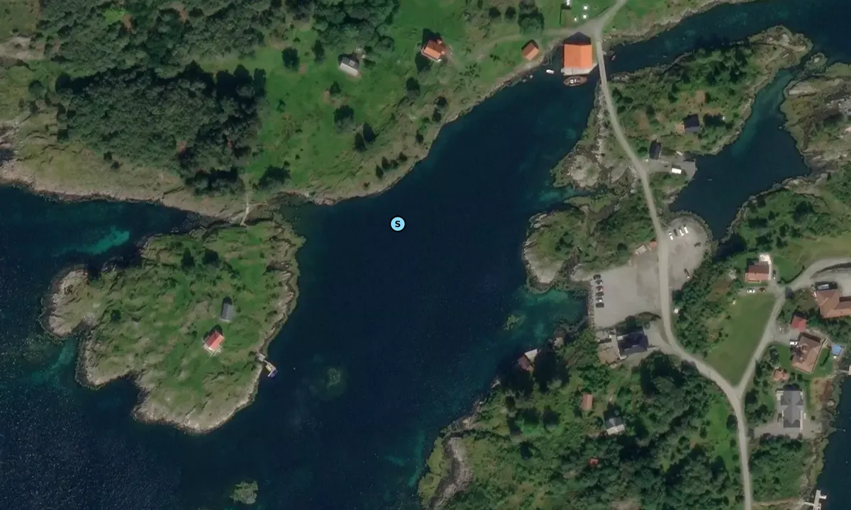 Satelite image of Herøysundet