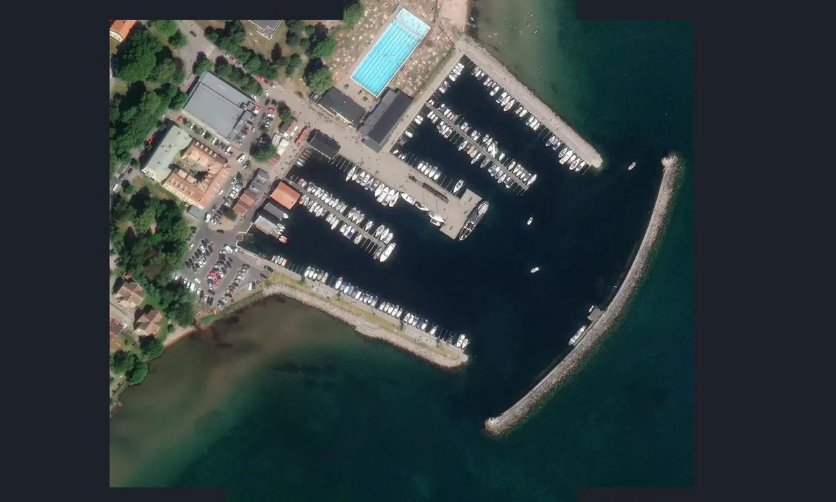 Satelite image of Hjo Gästhamn