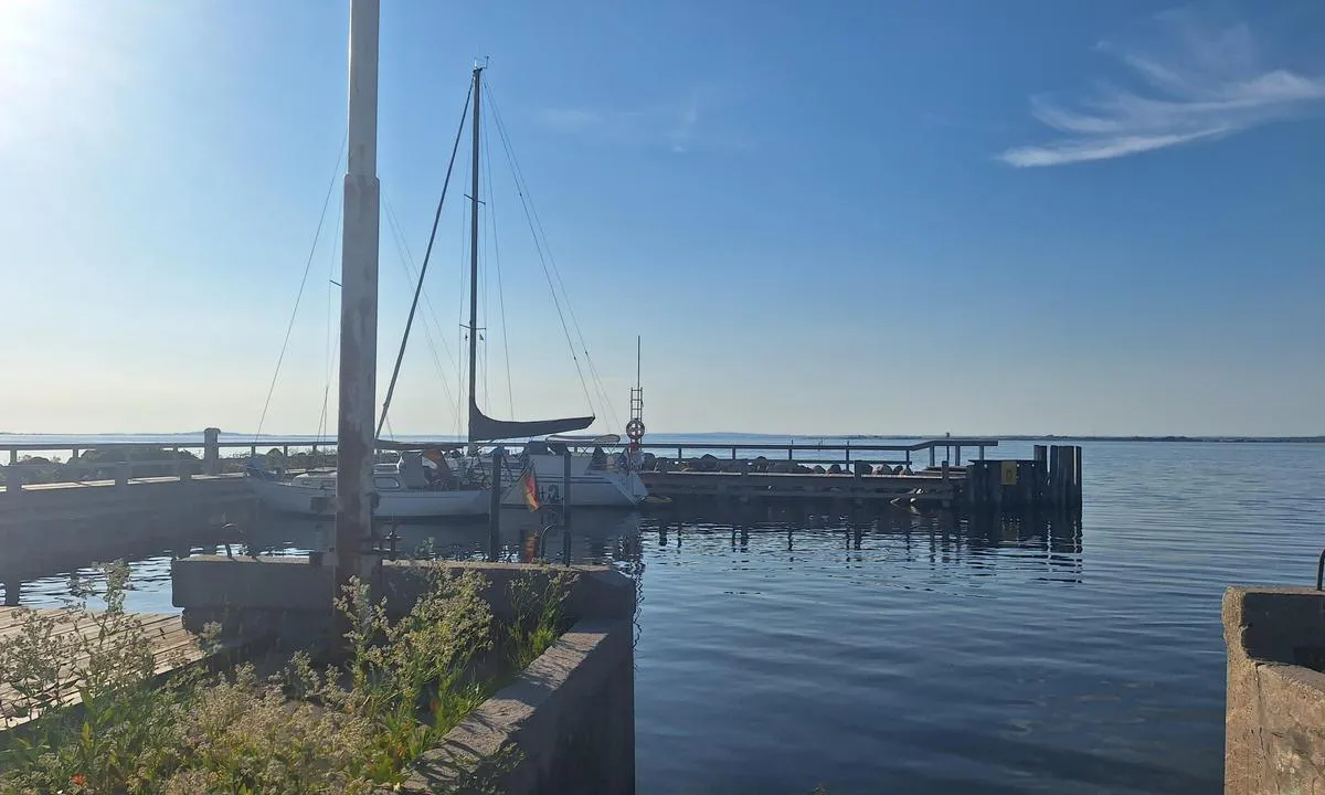 Hjortø Havn