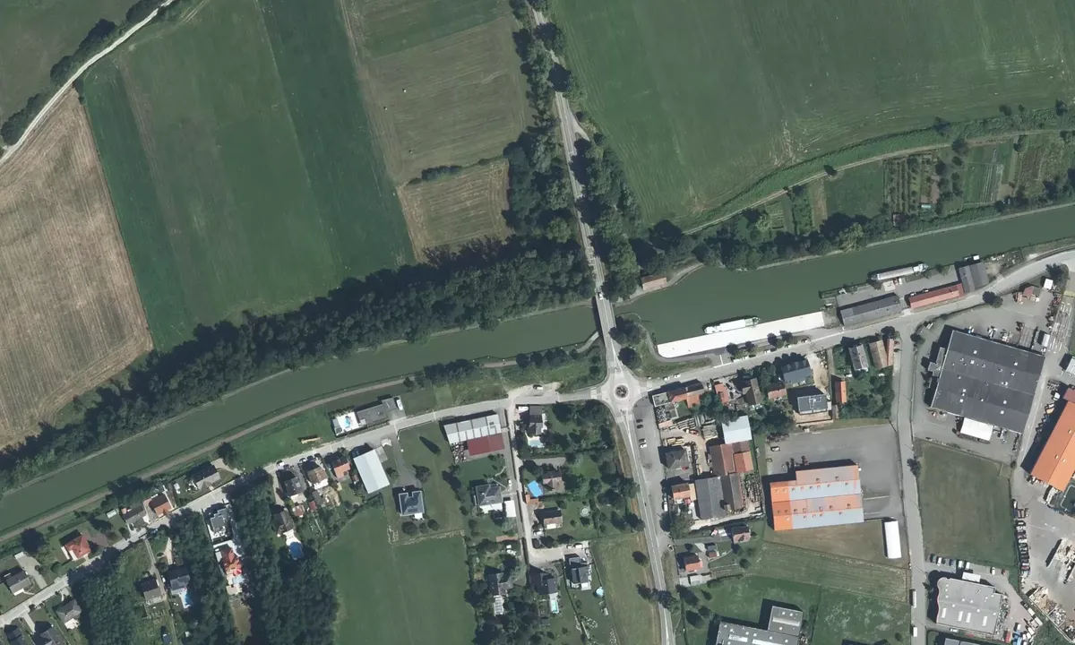 Satelite image of Hockfelden