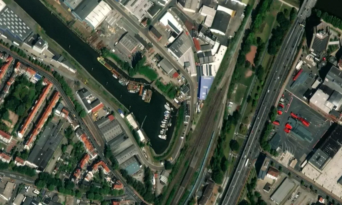 Flyfoto av Hohentor Hafen