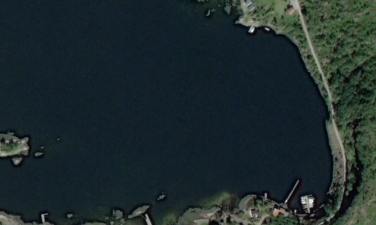Satelite image of Holmevika