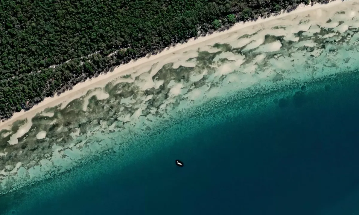 Flyfoto av Horseshoe Bay - Peel Island